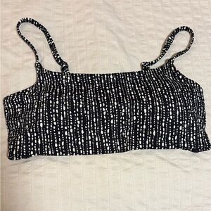 Athleta Black and White Patterned Bikini Top